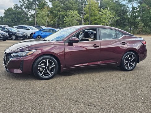 Used 2024 Nissan Sentra SV image 3
