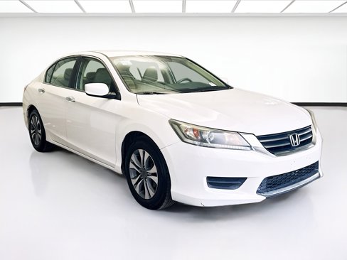 Used 2015 Honda Accord LX image 3