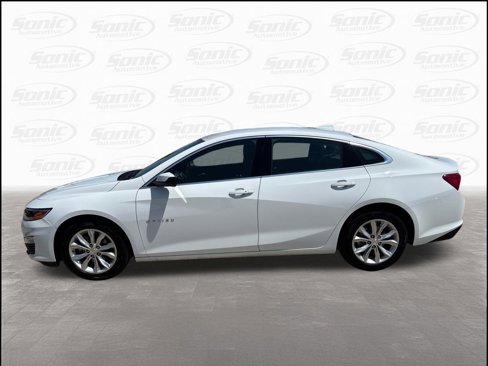 Used 2024 Chevrolet Malibu LT image 2