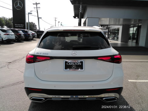 Certified 2025 Mercedes-Benz GLC 300 image 6