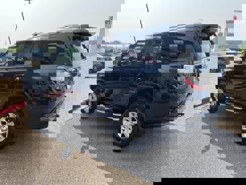 Used 2016 Toyota 4Runner SR5 image 26