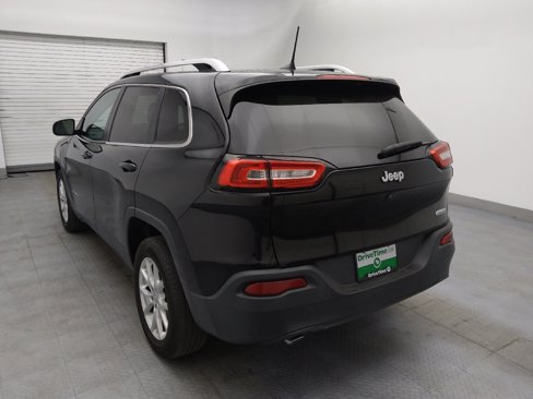 Used 2018 Jeep Cherokee Latitude image 5