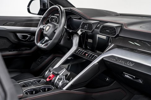 Used 2020 Lamborghini Urus image 36