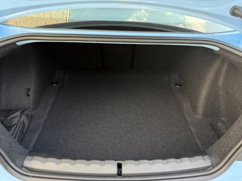 Used 2023 BMW M2 w/ Lighting Package image 21