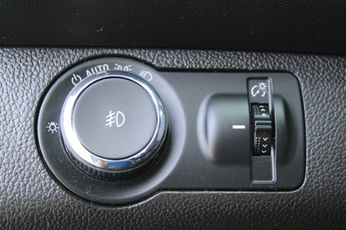 Used 2020 Chevrolet Sonic LT w/ Convenience Package image 25