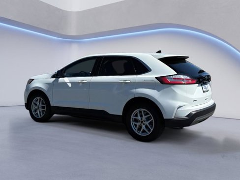 Certified 2024 Ford Edge SEL image 4