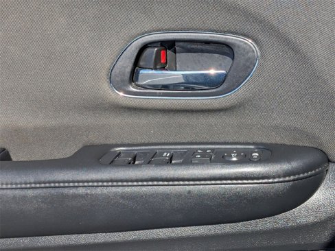Used 2022 Honda HR-V EX image 11