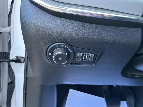 Certified 2022 Jeep Compass Limited w/ Elite Group image 18