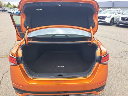 New 2024 Nissan Sentra SR w/ SR Premium Package image 24