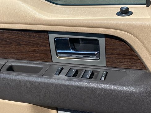 Used 2013 Ford F150 Lariat w/ Lariat Chrome Pkg image 23