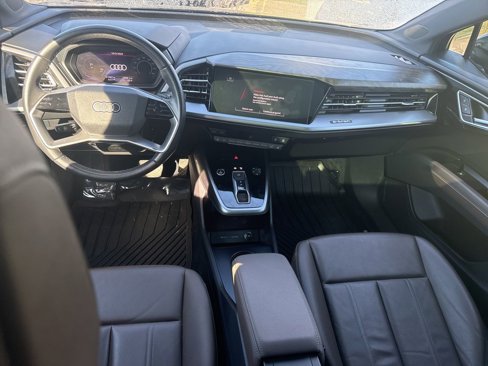 Used 2022 Audi Q4 e-tron Premium Plus image 19
