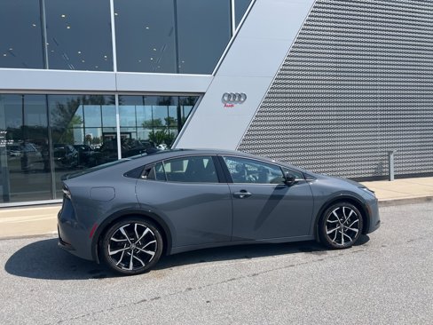 Used 2024 Toyota Prius Prime Premium w/ Advanced Technology Package image 20