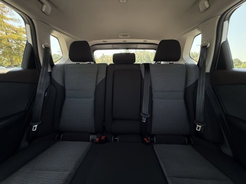 Used 2023 Nissan Rogue SV image 27