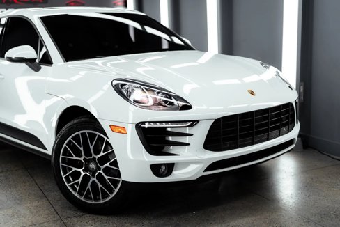 Used 2017 Porsche Macan image 11