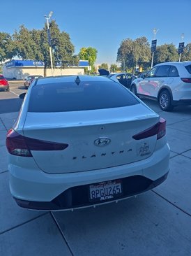 Used 2020 Hyundai Elantra Limited w/ Cargo Package (C1) image 6