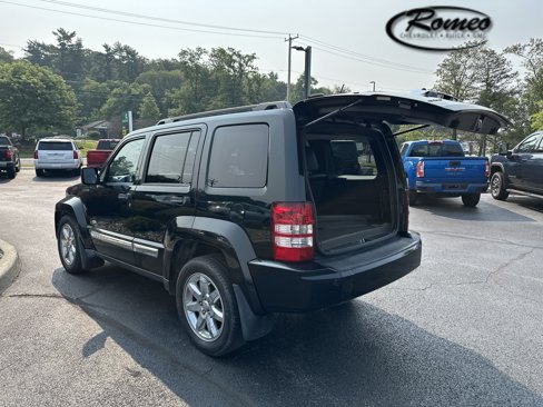 Used 2012 Jeep Liberty Sport image 28