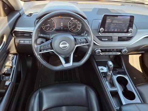 Used 2023 Nissan Altima 2.5 SR image 11
