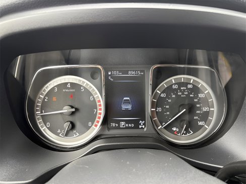 Used 2018 Nissan Titan PRO-4X image 9