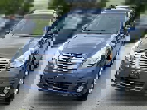 Used 2013 Subaru Outback 2.5i Premium image 1