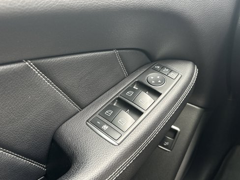 Used 2016 Mercedes-Benz GL 450 4MATIC image 26