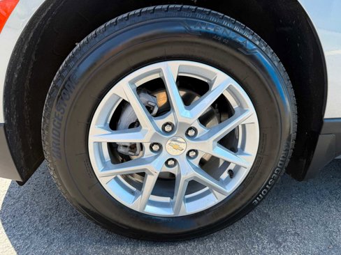 Used 2024 Chevrolet Equinox LT image 59