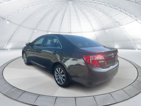 Used 2012 Toyota Camry LE image 7