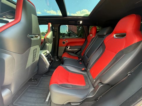Used 2022 Land Rover Range Rover Sport SVR Carbon Edition image 27