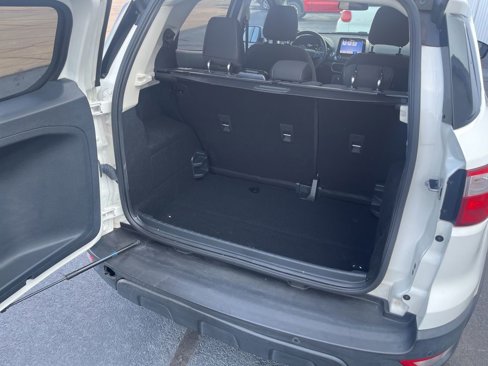 Used 2018 Ford EcoSport SE w/ SE Convenience Package image 24