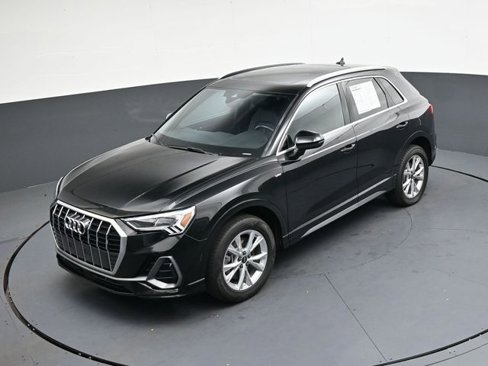 Used 2023 Audi Q3 2.0T Premium image 25