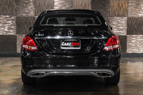 Used 2015 Mercedes-Benz C 300 Sedan image 9