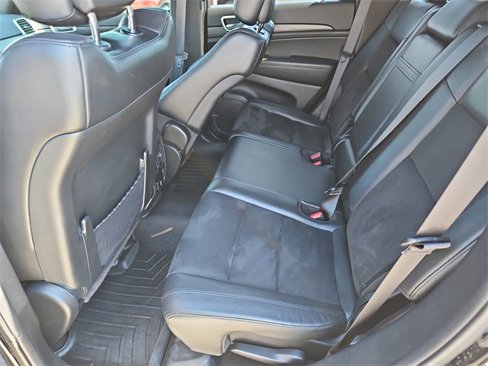 Used 2020 Jeep Grand Cherokee Altitude image 19