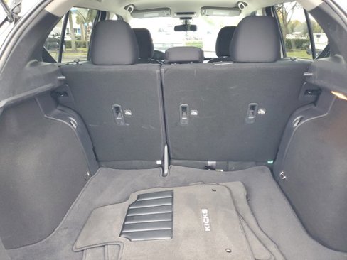 Used 2024 Nissan Kicks S image 7