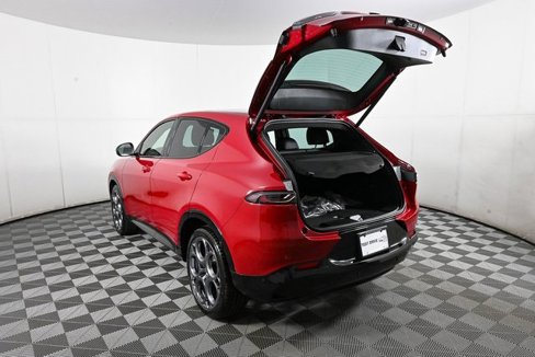 New 2025 Alfa Romeo Tonale w/ Premium Package image 32