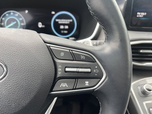 Used 2022 Hyundai Santa Fe Limited image 11