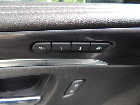 Used 2015 Chevrolet Impala LTZ image 16