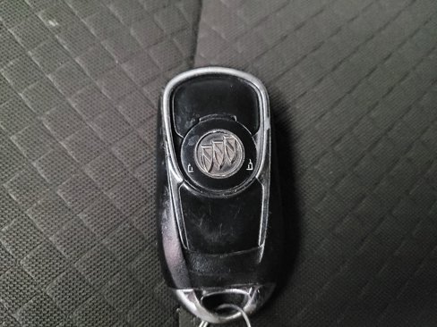 Used 2020 Buick Encore Preferred image 32