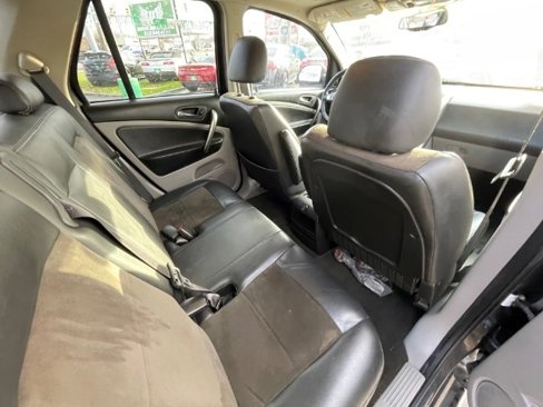 Used 2007 Saturn Vue AWD V6 w/ Red Line Pkg image 20