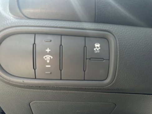 Used 2018 Kia Forte LX image 14