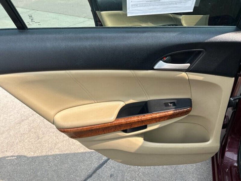 Used 2011 Honda Accord EX-L image 14
