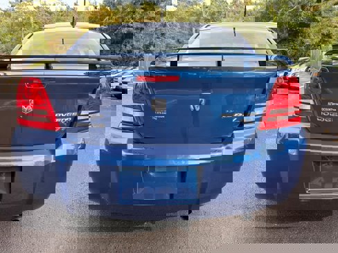Used 2010 Dodge Avenger R/T image 7