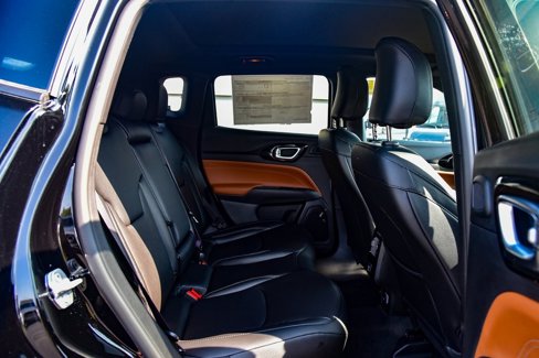 New 2025 Jeep Compass Limited w/ Sun and Sound Group image 10