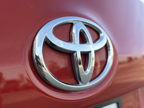 Certified 2017 Toyota Corolla SE 50th Anniversary image 7