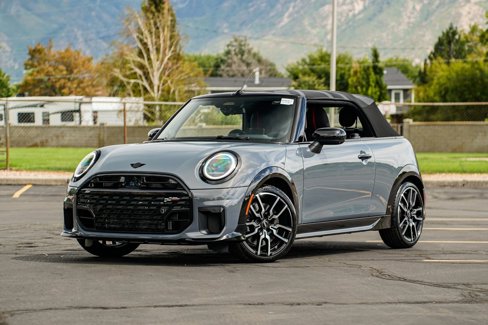 New 2026 MINI Cooper S image 2