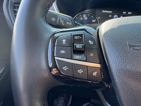 Used 2022 Ford Escape SEL image 29