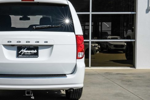 Used 2019 Dodge Grand Caravan SE image 40