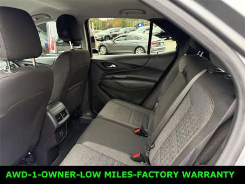 Used 2024 Chevrolet Equinox LT image 9