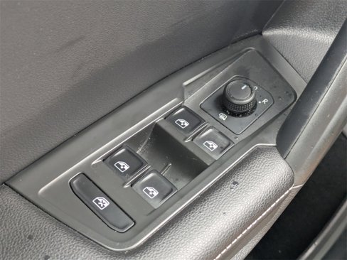 Used 2024 Volkswagen Tiguan S image 26