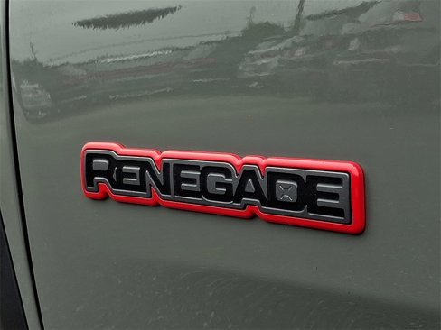 Used 2021 Jeep Renegade Trailhawk image 30