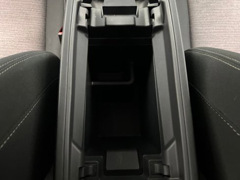 Used 2023 Nissan Rogue SV image 37