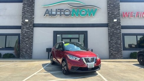 Used 2020 Nissan Kicks SV image 1